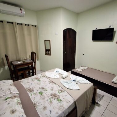 Suite 3 Pessoas - Piso Superior